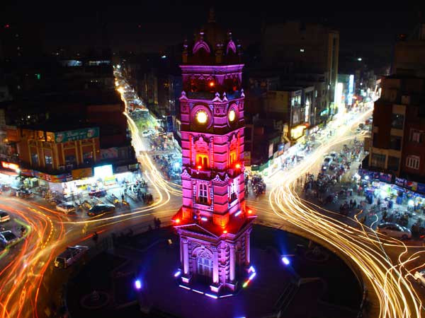 Major tower deals imminent or agreed in Pakistan and the Philippines