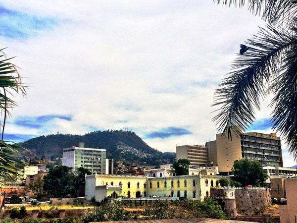 Hondutel and Starlink sign rural connectivity deal