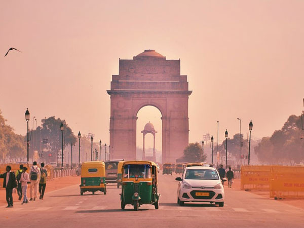 India hits social media firms with compliance orders for new IT rules