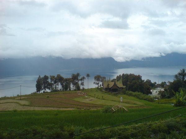 Intelsat and Lintasarta expanding Internet and Mobile Access across Indonesia