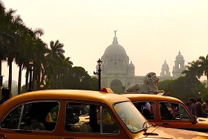 Indian govt forecasts 33% drop in telecoms revenue for FY2026