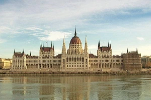 Will the nationalisation of Hungary’s telecoms sector deliver on its goals?