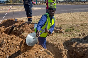 Are there alternatives to building out fibre in Africa?